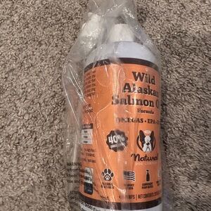 Natural Dog Co Salmon Oil for dogs 32oz - White Bottle EXP 08/27